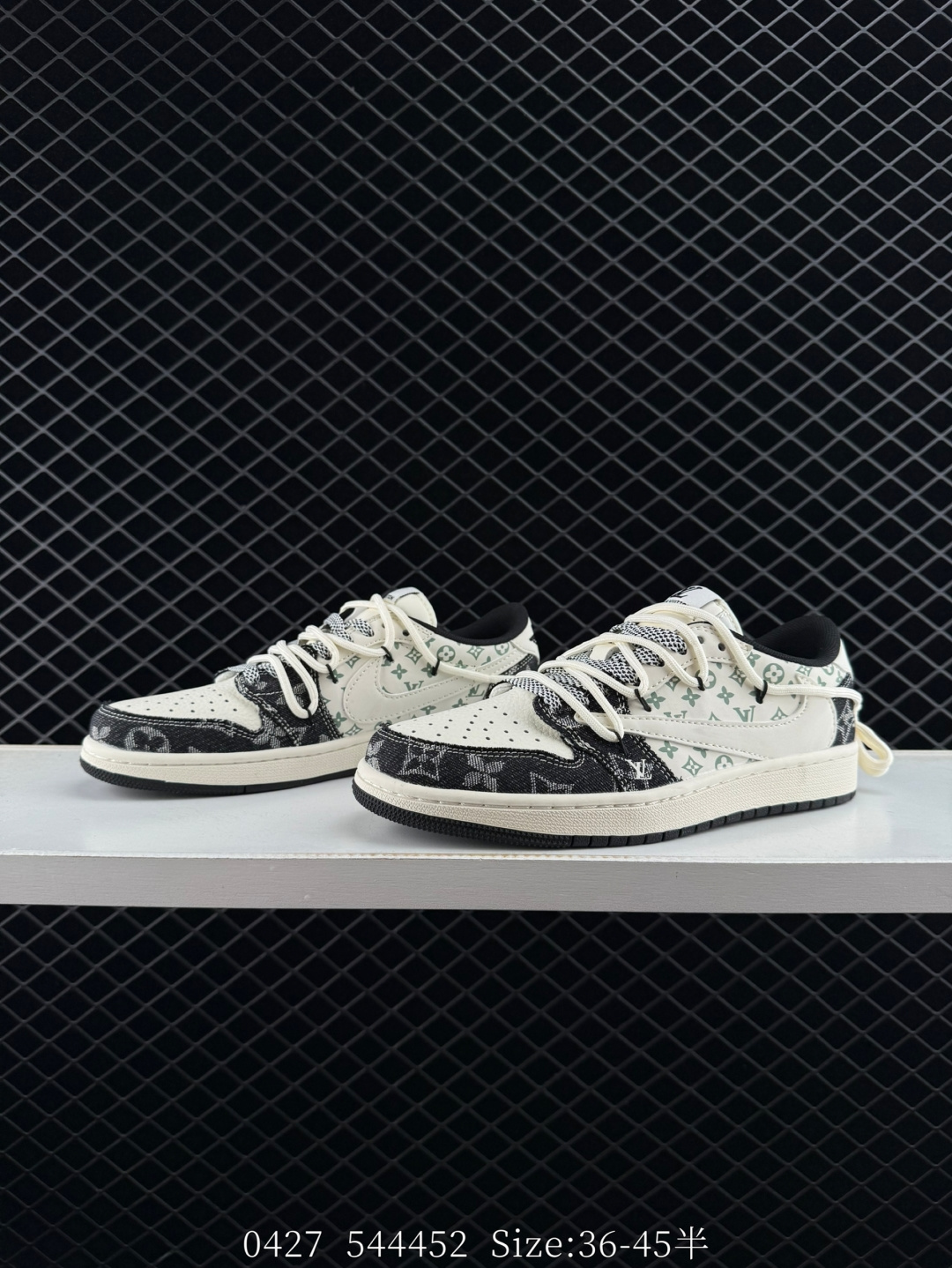 Travis Scott x Air Jordan 1 ” Reverse Mocha “